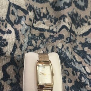 Anne Klein woman’s watch luxury diamond collection in gold. Japan movement.
